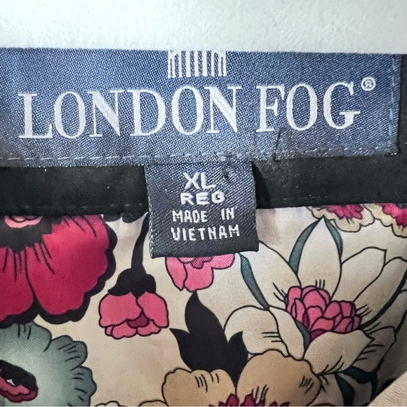 London Fog Black Hooded Trench Coat Floral Lining Women’s XL Rain Jacket - Picture 3 of 15